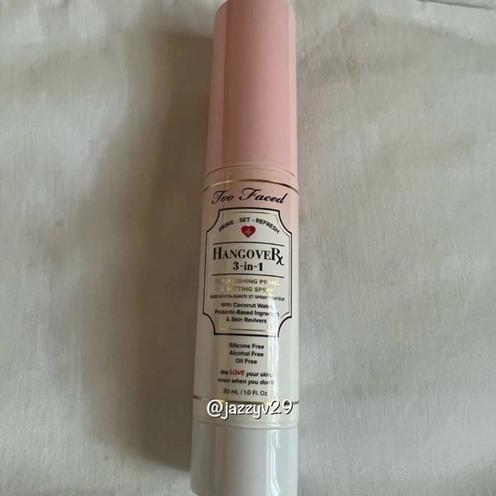 💦Too Faced Hangover 3-in-1 Replenishing Primer and Setting Spray💦